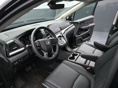 Used 2026 Honda Odyssey Touring image 17