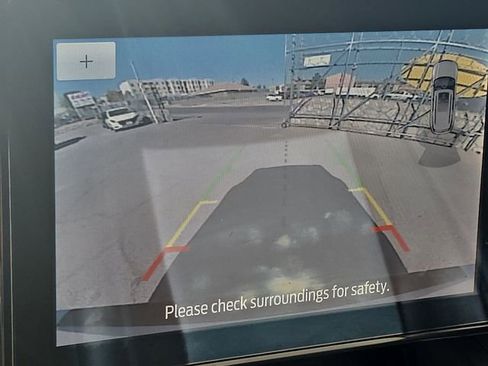 Used 2022 Ford Explorer XLT w/ Equipment Group 202A image 28