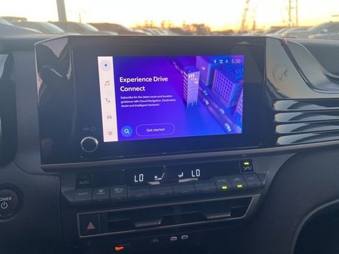 Used 2025 Toyota Camry LE image 8