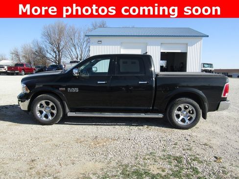 Used 2018 RAM 1500 Laramie image 2