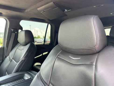 Used 2020 Cadillac Escalade Platinum AWD/4WD image 22