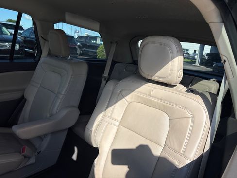 Certified 2020 Lincoln Aviator Reserve w/ Elements Package Plus AWD/4WD image 25
