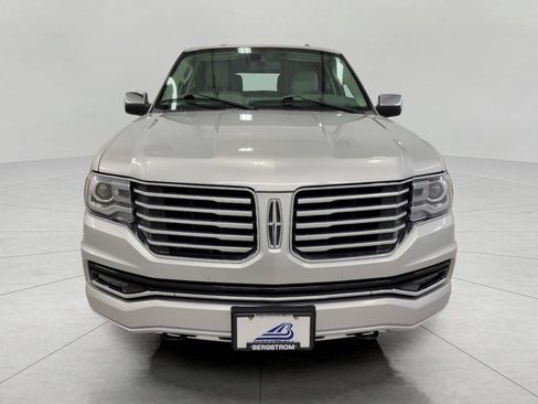 Used 2015 Lincoln Navigator L 4WD image 13