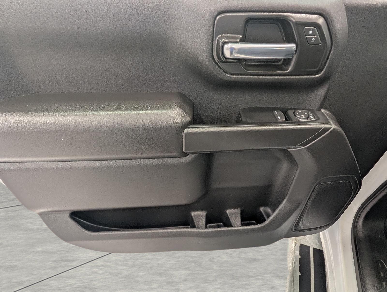 Certified 2025 Chevrolet Silverado 1500 W/T RWD image 23