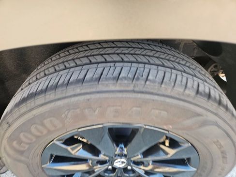 Used 2025 MAZDA CX-50 AWD 2.5 S w/ Premium Package image 27