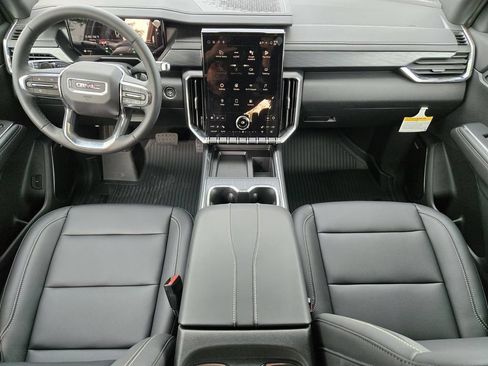 New 2026 GMC Acadia Elevation w/ Elevation Premium Package FWD image 18