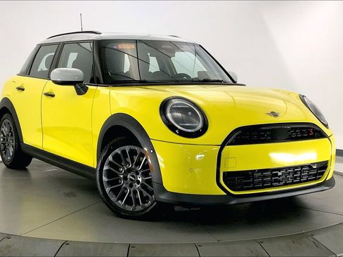 Certified 2025 MINI Cooper S image 1