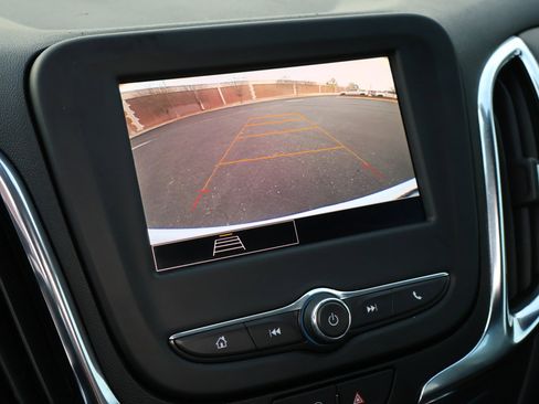 Used 2024 Chevrolet Equinox LT image 5