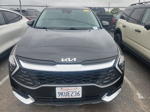 Used 2024 Kia Sportage LX FWD image 2