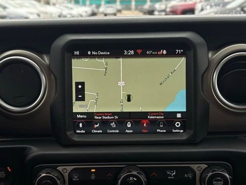 Certified 2021 Jeep Wrangler Unlimited Rubicon image 34