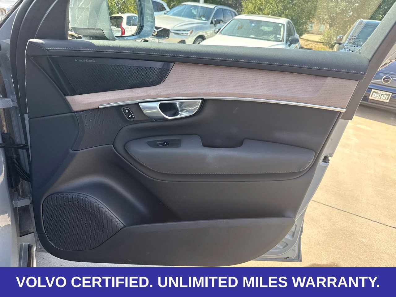 Certified 2026 Volvo XC90 B6 Plus AWD/4WD image 18