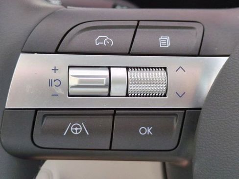 Certified 2024 Hyundai Kona SEL image 29