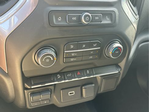 Used 2020 Chevrolet Silverado 1500 Custom Trail Boss w/ Custom Convenience Package AWD/4WD image 16