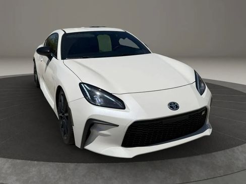 Used 2023 Toyota GR86 Premium w/ ALL Weather Mat Package (TMS) RWD image 1