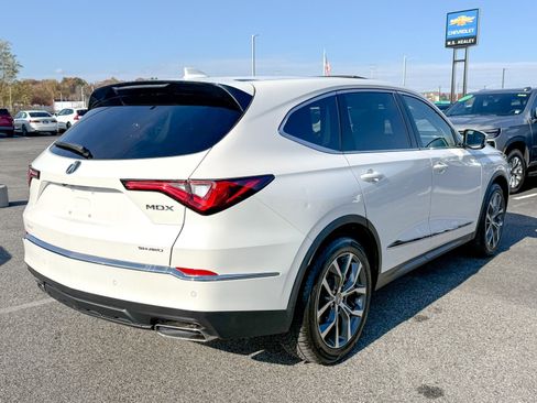 Used 2024 Acura MDX SH-AWD w/ Technology Package image 7