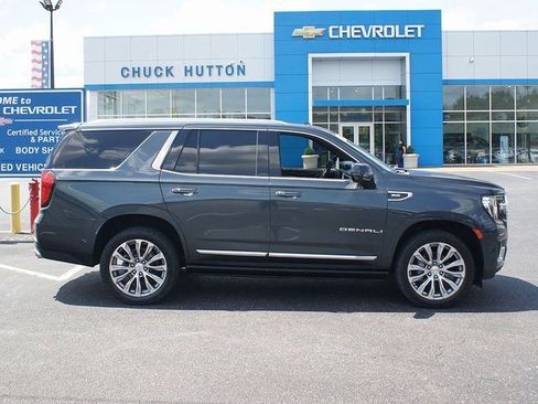 Used 2021 GMC Yukon Denali w/ Denali Premium Package image 18