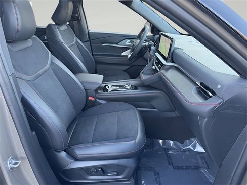 New 2026 Ford Explorer ST w/ Sun And Sound Package image 16