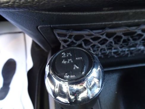 Used 2016 Jeep Wrangler Unlimited Sahara image 20