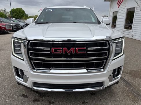 Used 2021 GMC Yukon SLT w/ SLT Luxury Package AWD/4WD image 2