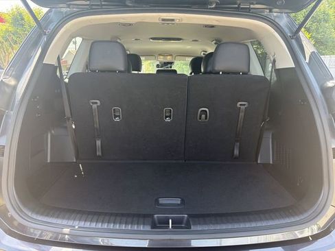 Used 2025 Kia Telluride LX FWD image 24