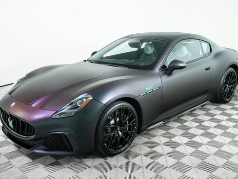 Used 2024 Maserati GranTurismo Trofeo AWD/4WD image 16