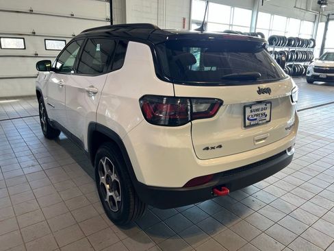 Used 2022 Jeep Compass Trailhawk w/ Trailhawk Elite Group image 6