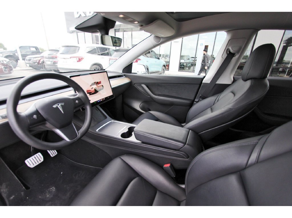 Used 2022 Tesla Model Y Performance AWD/4WD image 28