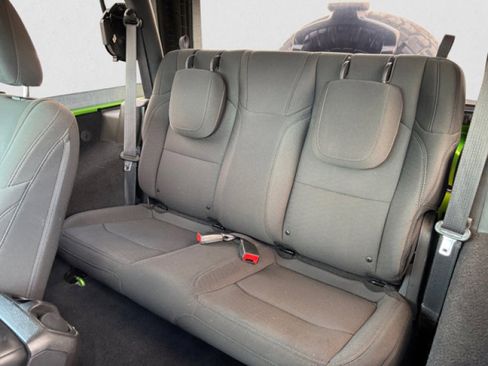 Used 2019 Jeep Wrangler Sport image 15