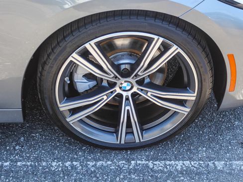 Used 2023 BMW 430i Coupe w/ Convenience Package RWD image 9