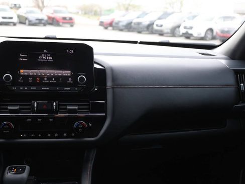 Used 2025 Nissan Pathfinder Rock Creek AWD/4WD image 25