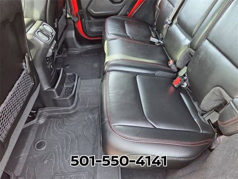 Used 2024 Jeep Wrangler Rubicon w/ Technology Group image 14