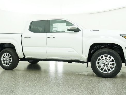 New 2026 Toyota Tacoma Limited AWD/4WD image 28
