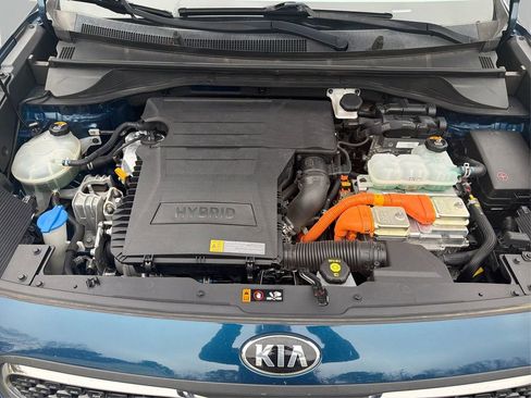 Used 2019 Kia Niro LX image 23
