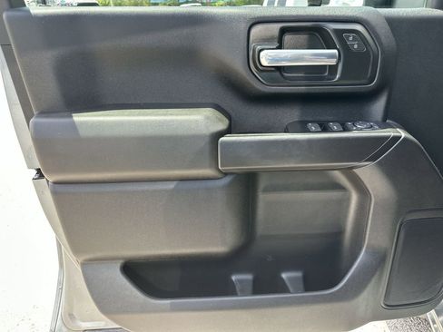 Certified 2025 Chevrolet Silverado 2500 Custom w/ Custom Value Package AWD/4WD image 22