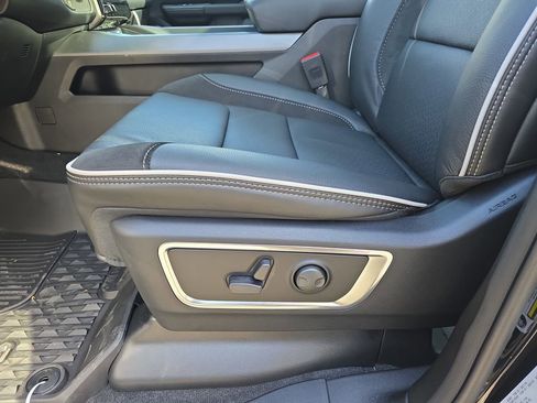 New 2026 RAM 1500 Laramie AWD/4WD image 25