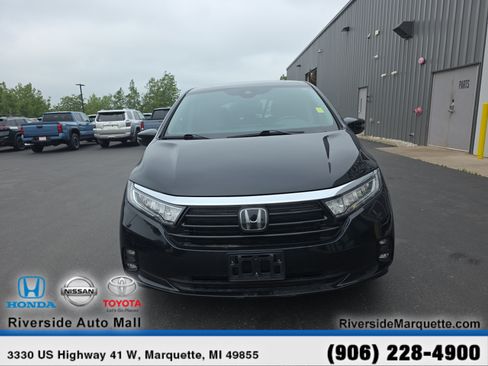 Used 2024 Honda Odyssey EX-L image 2