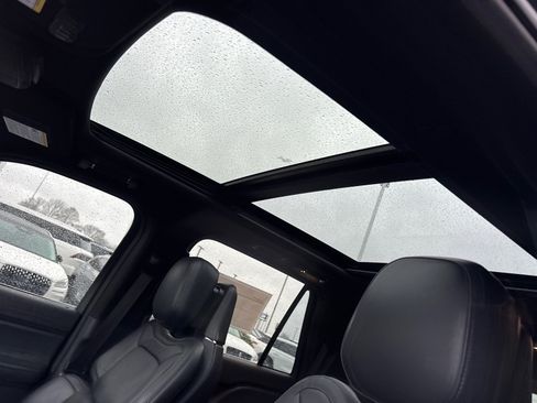 Certified 2024 Lincoln Navigator Reserve image 25