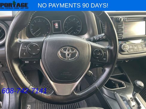 Used 2017 Toyota RAV4 XLE AWD/4WD image 14