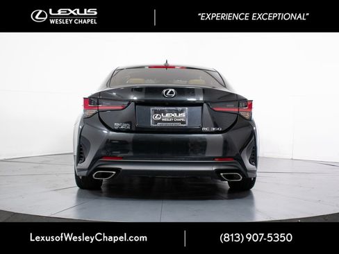Used 2022 Lexus RC 300 w/ Accessory Package RWD image 7