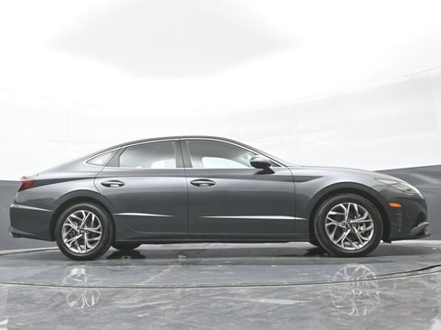 Certified 2023 Hyundai Sonata SEL w/ Preferred Accessory Package FWD image 43