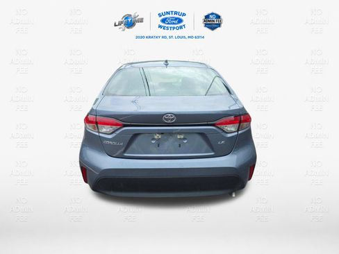 Used 2025 Toyota Corolla LE FWD image 11