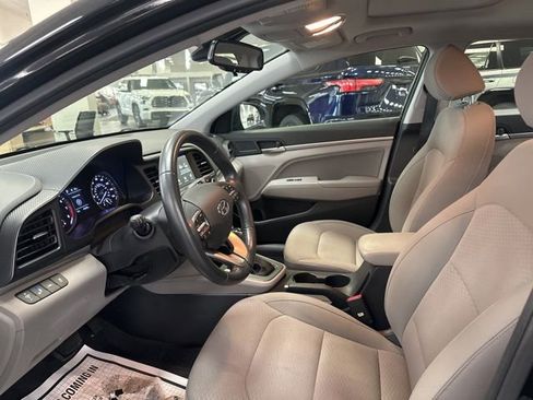 Used 2020 Hyundai Elantra Value Edition FWD image 9