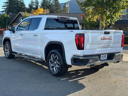 Used 2024 GMC Sierra 1500 SLT w/ SLT Premium Plus Package image 8