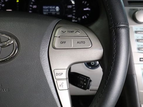 Used 2009 Toyota Camry Hybrid Sedan 4D image 24