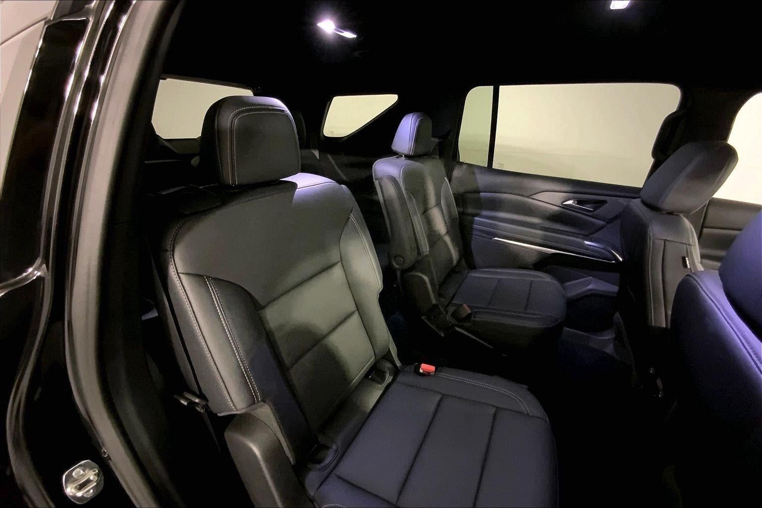 Used 2026 Chevrolet Traverse LT w/ Driver Confidence Package FWD image 23