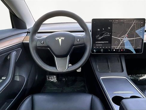 Used 2021 Tesla Model 3 Performance image 5