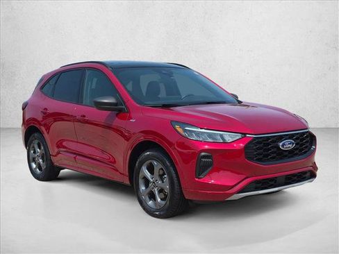 Certified 2024 Ford Escape ST-Line w/ Tech Pack #1 AWD/4WD image 3