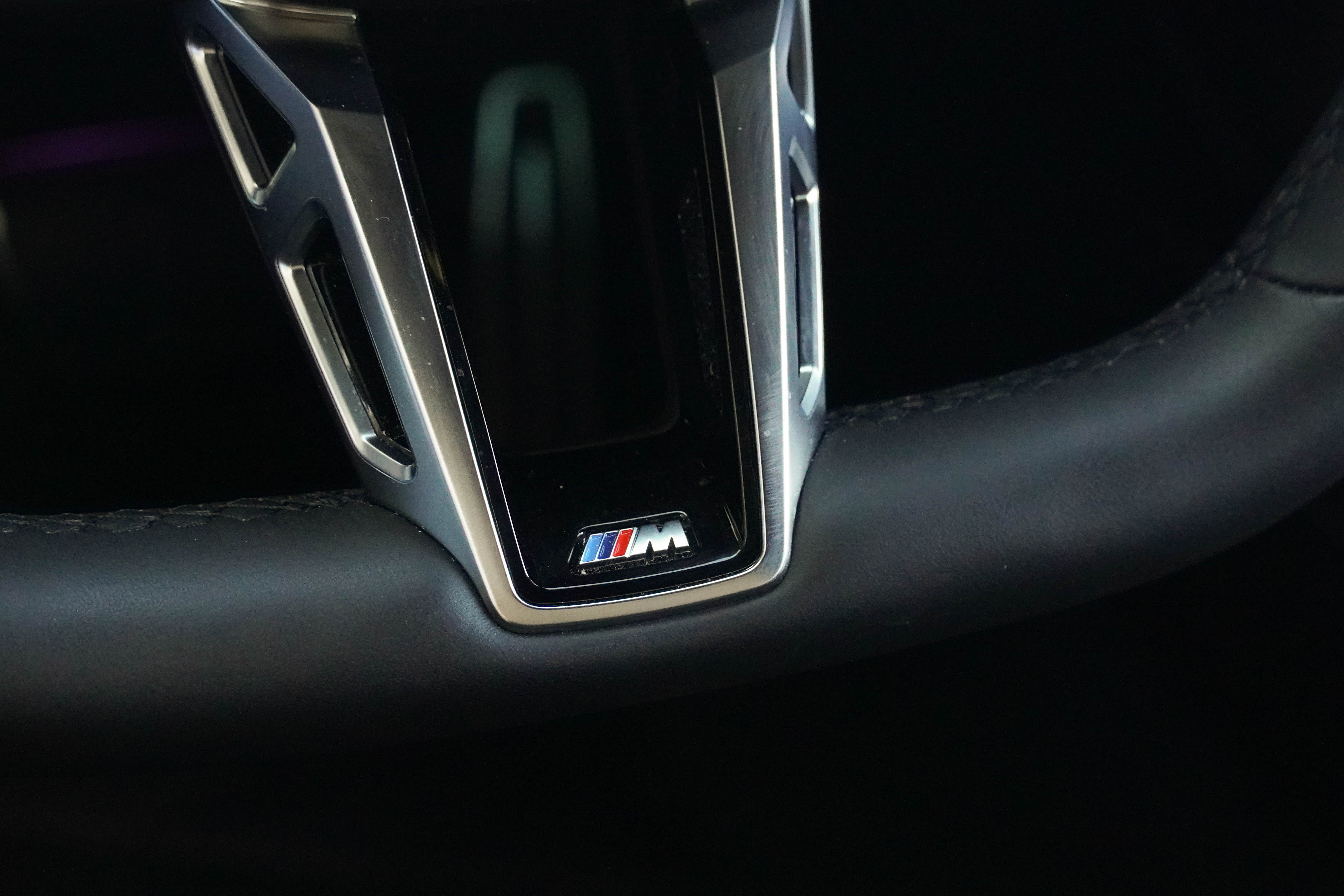 Certified 2024 BMW 740i RWD image 21