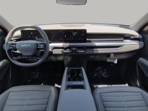 Certified 2024 Kia EV9 Land AWD/4WD image 4