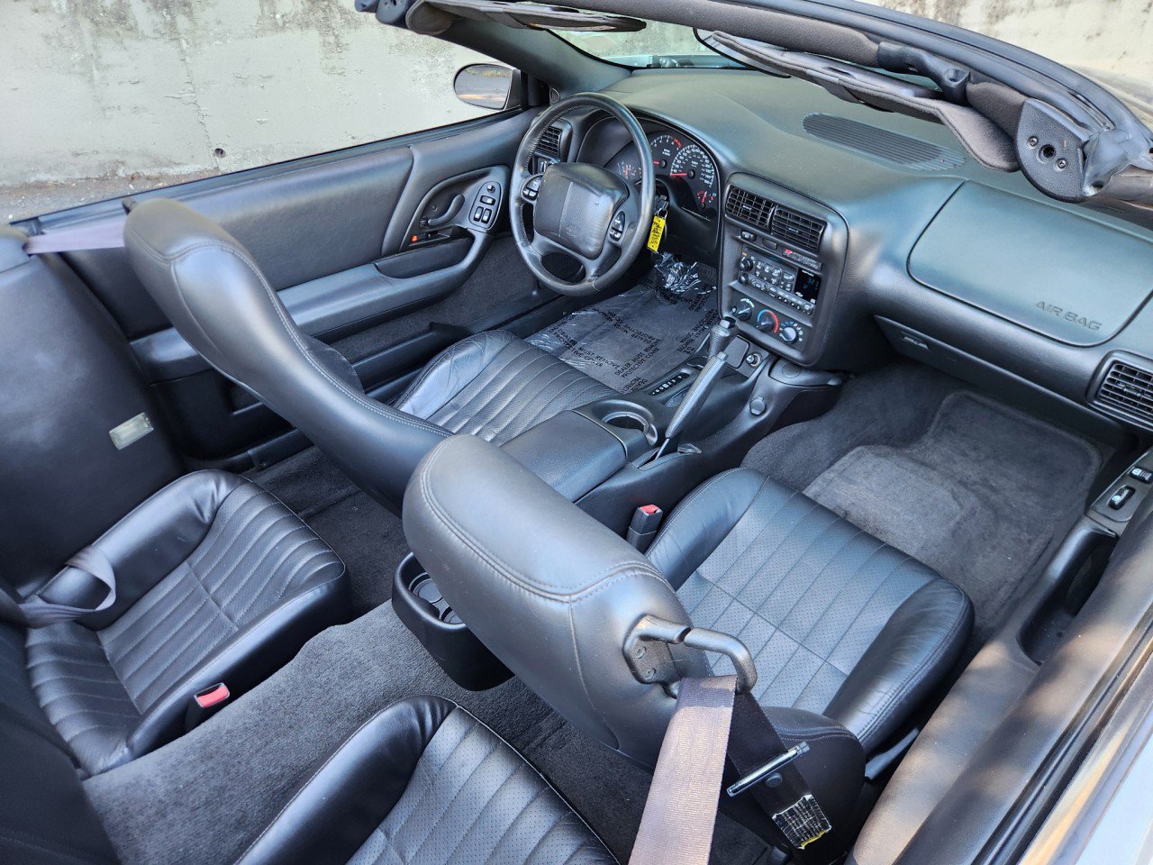 Used 2002 Chevrolet Camaro Z28 w/ Sport Appearance Pkg RWD image 19